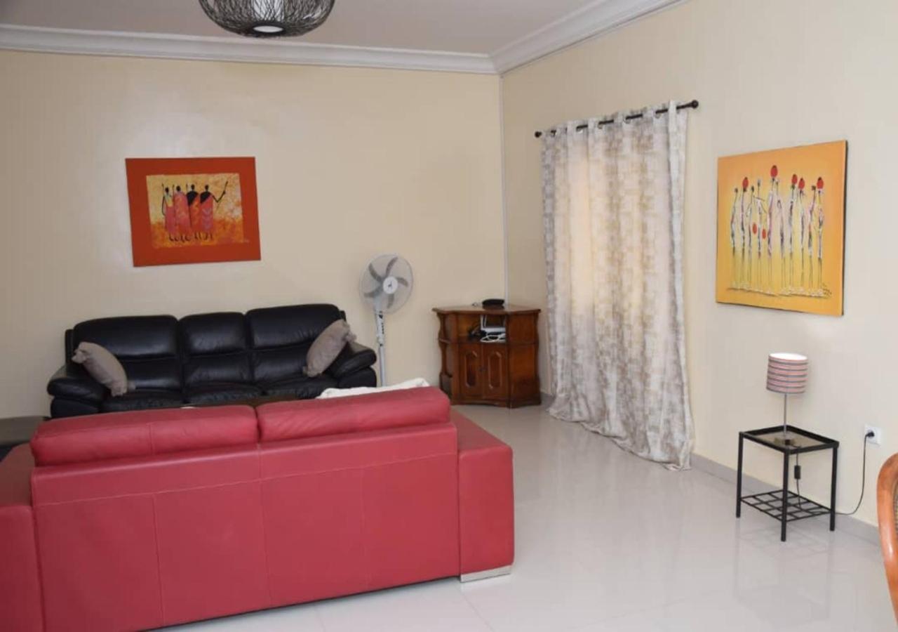 Homestay Chez Ouly *