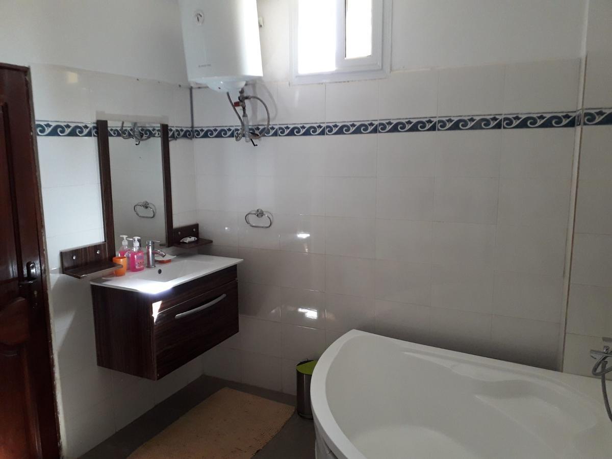 Homestay Chez Ouly *